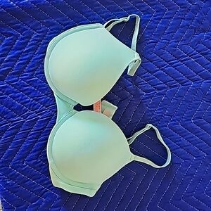Victoria's Secret PINK 34D bra